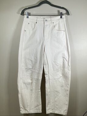 Source Unknown White Straight Leg Women’s Jeans